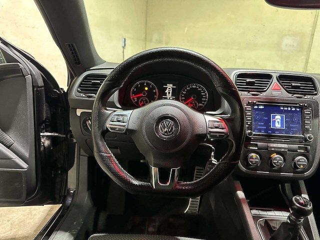 Volkswagen scirocco 1.4 tsi highline 122pk 2009, j-351-jg - afbeelding 12 van  44