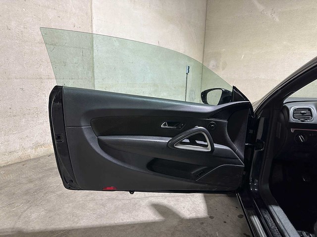 Volkswagen scirocco 1.4 tsi highline 122pk 2009, j-351-jg - afbeelding 24 van  44