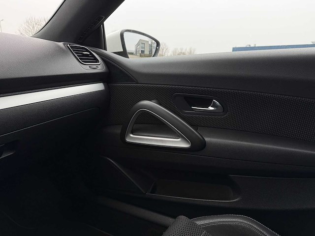 Volkswagen scirocco 1.4 tsi highline plus, 71-hzb-1 - afbeelding 10 van  21