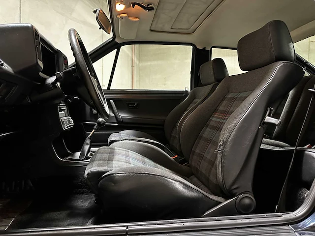 Volkswagen scirocco 1.8 gt ii injection 95pk 1991, 69-zl-df -oldtimer- - afbeelding 43 van  46