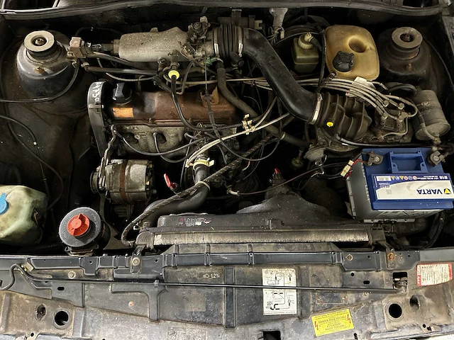 Volkswagen scirocco 1.8 gt ii injection 95pk 1991, 69-zl-df -oldtimer- - afbeelding 32 van  46