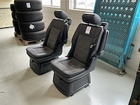 Volkswagen stoelen (2x) - afbeelding 1 van  5