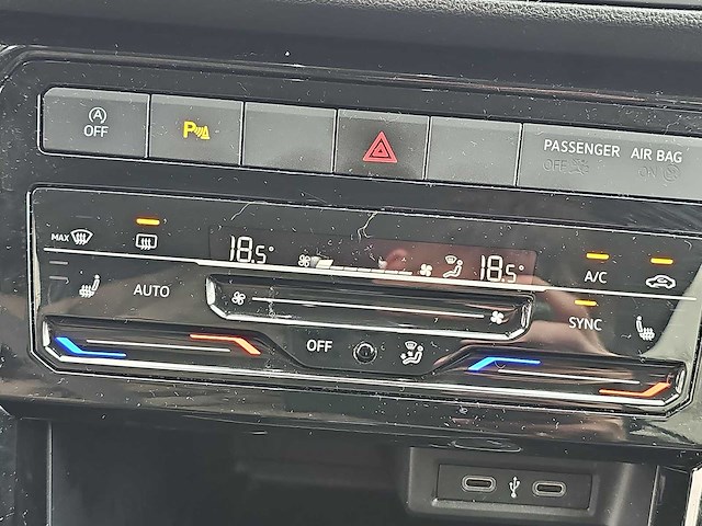 Volkswagen t-cross 1.0 tsi style 2022 | n-141-xd - afbeelding 13 van  28