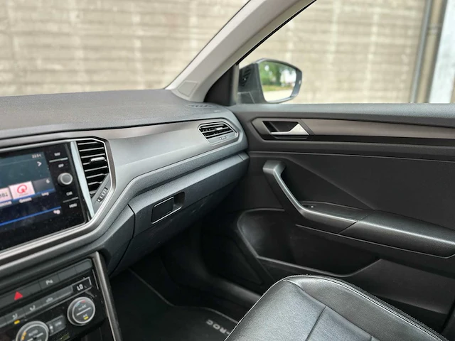 Volkswagen t-roc 1.0 tsi style 116hp 2018 (original-nl) 75.852 km, rs-137-v - afbeelding 11 van  40