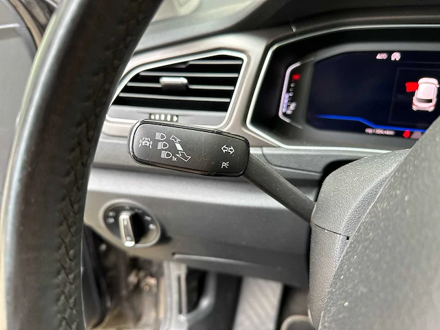 Volkswagen t-roc 1.0 tsi style 116hp 2018 (original-nl) 75.852 km, rs-137-v - afbeelding 16 van  40