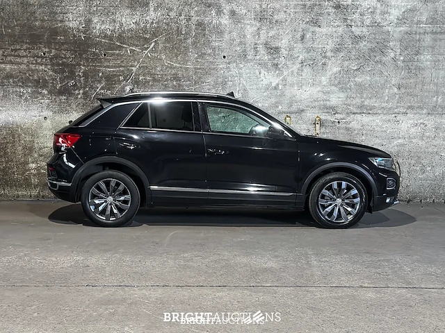 Volkswagen t-roc 1.0 tsi style 116hp 2018 (original-nl) 75.852 km, rs-137-v - afbeelding 40 van  40