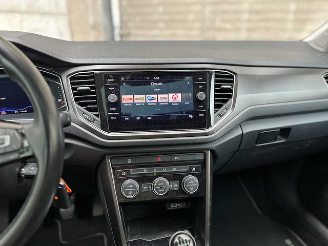 Volkswagen t-roc 1.0 tsi style 116pk 2018 (origineel-nl) 75.852 km, rs-137-v - afbeelding 26 van  39