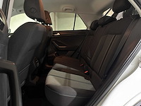 Volkswagen t-roc 1.0 tsi style 116pk 2018, p-149-bf - afbeelding 25 van  40