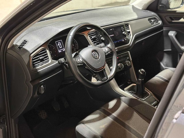 Volkswagen t-roc 1.0 tsi style 116pk 2020 (origineel-nl), h-080-jn - afbeelding 29 van  35