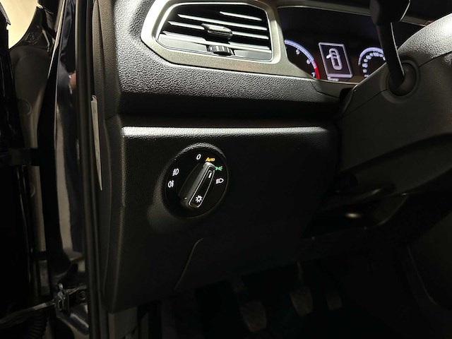 Volkswagen t-roc 1.0 tsi style business 116pk 2020 (origineel-nl), h-006-nl - afbeelding 17 van  44