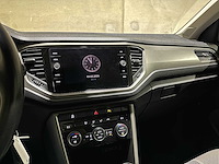Volkswagen t-roc 1.0 tsi style business 116pk 2020 (origineel-nl), h-006-nl - afbeelding 25 van  44