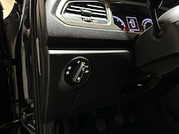Volkswagen t-roc 1.0 tsi style business 116pk 2020 (origineel-nl), h-006-nl - afbeelding 16 van  44