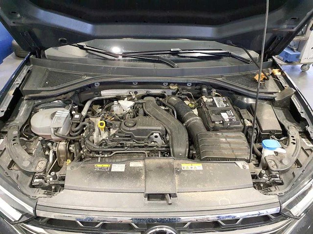 Volkswagen t-roc 1.5 tsi 150pk 2022 - afbeelding 4 van  17