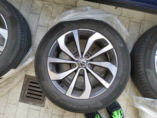 Volkswagen t-roc 1.5 tsi automaat 2022 - afbeelding 3 van  11