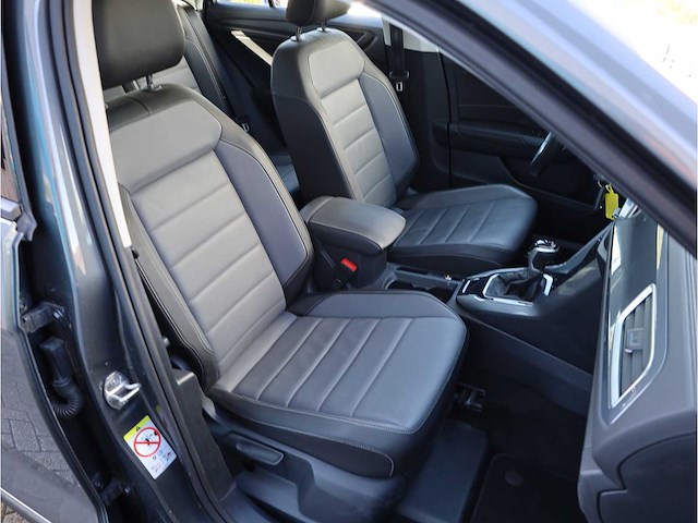 Volkswagen t-roc 1.5 tsi automaat 2022 - afbeelding 9 van  13