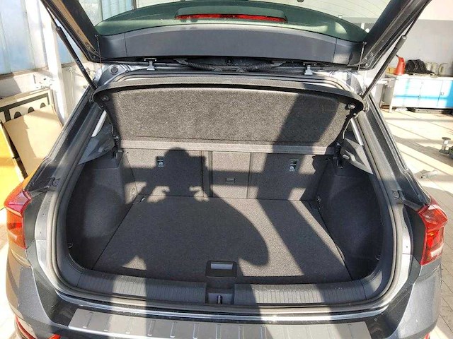Volkswagen t-roc 1.5 tsi automaat 2022 - afbeelding 13 van  23
