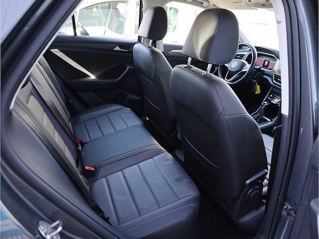 Volkswagen t-roc 1.5 tsi automaat 2022 - afbeelding 20 van  35