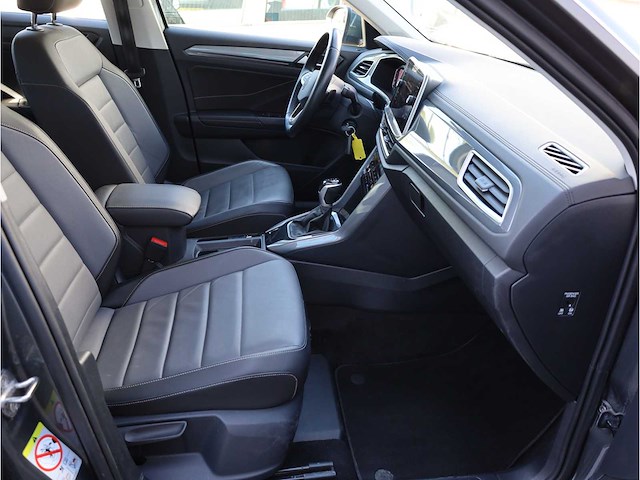 Volkswagen t-roc 1.5 tsi automaat 2022 - afbeelding 21 van  35