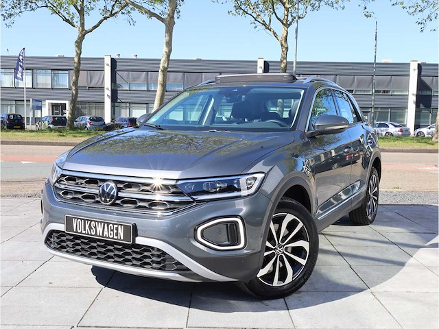 Volkswagen t-roc 1.5 tsi automaat 2022 - afbeelding 1 van  35