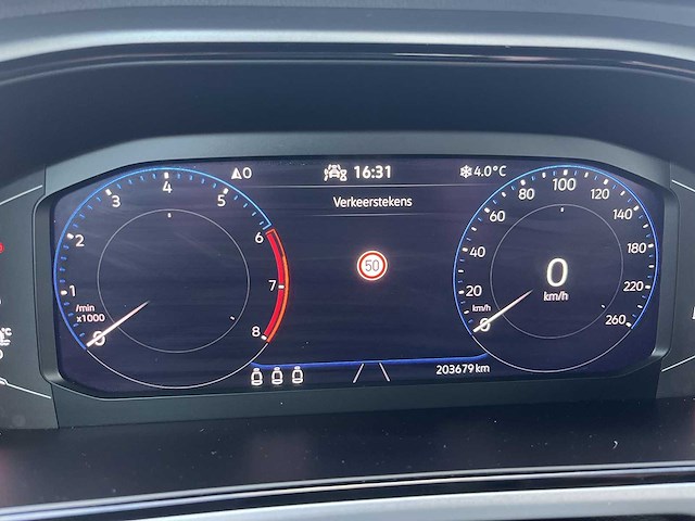 Volkswagen t-roc 1.5 tsi life business 2022 | r-867-bp - afbeelding 4 van  25