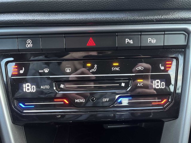 Volkswagen t-roc 1.5 tsi life business 2022 | r-867-bp - afbeelding 19 van  25