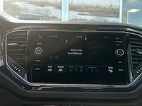 ***volkswagen t-roc 1.5 tsi sport 2018 | n-471-fl - afbeelding 17 van  25
