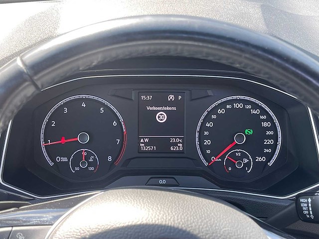 ***volkswagen t-roc 1.5 tsi sport 2018 | n-471-fl - afbeelding 20 van  25
