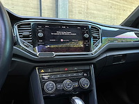 Volkswagen t-roc 1.5 tsi sport business r 148pk 2019, l-422-gx - afbeelding 9 van  24