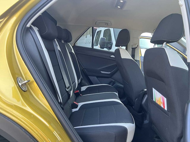 Volkswagen t-roc 1.5 tsi sport | g-365-bf - afbeelding 10 van  21