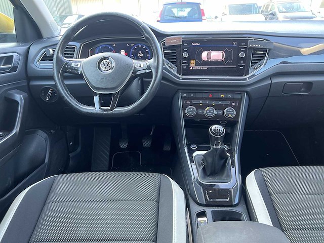 Volkswagen t-roc 1.5 tsi sport | g-365-bf - afbeelding 18 van  21