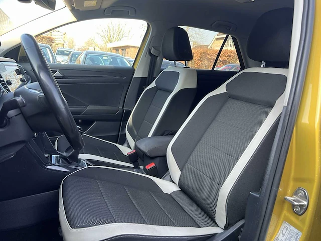 Volkswagen t-roc 1.5 tsi sport | g-365-bf - afbeelding 20 van  26