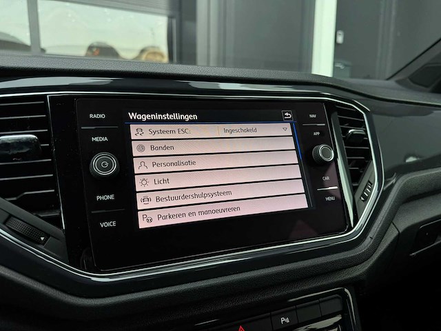Volkswagen t-roc 1.5 tsi sport sport busines r 2019 | p-833-fg iaw - afbeelding 9 van  29