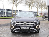 Volkswagen t-roc cabriolet 1.5 tsi automaat 2024 - afbeelding 2 van  37