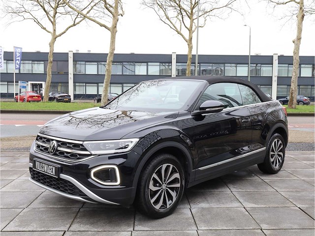 Volkswagen t-roc cabriolet 1.5 tsi automaat 2024 - afbeelding 3 van  37