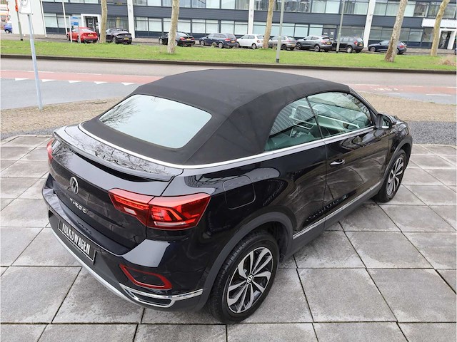 Volkswagen t-roc cabriolet 1.5 tsi automaat 2024 - afbeelding 9 van  37