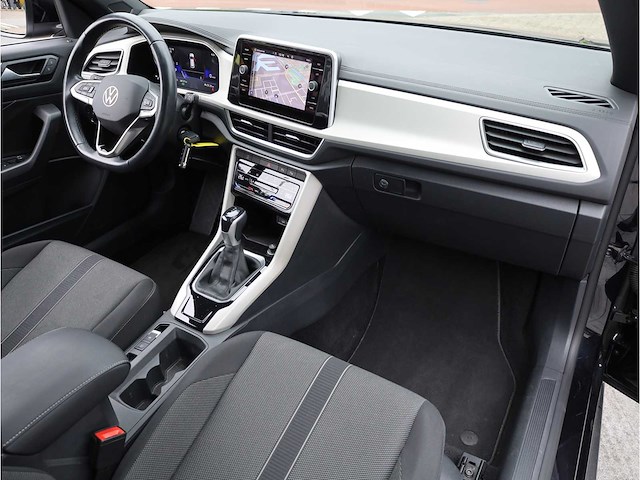 Volkswagen t-roc cabriolet 1.5 tsi automaat 2024 - afbeelding 17 van  44