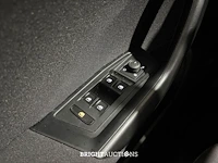 Volkswagen t-roc life 75 edition 1.0 tsi 110pk 2022 (origineel-nl), r-182-bg - afbeelding 8 van  31