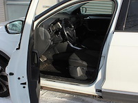 Volkswagen t-roc met kenteken r-190-dp. datum eerste toelating 07-07-2021. apk vervaldatum 22-04-2027. - afbeelding 2 van  12