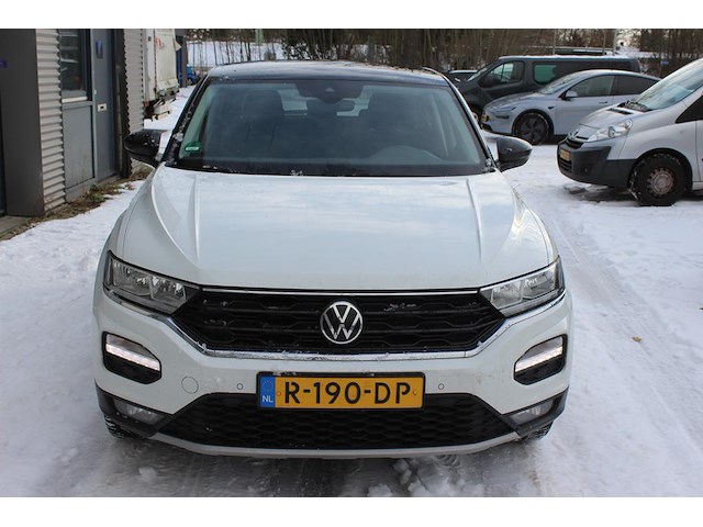 Volkswagen t-roc met kenteken r-190-dp. datum eerste toelating 07-07-2021. apk vervaldatum 22-04-2027. - afbeelding 5 van  12