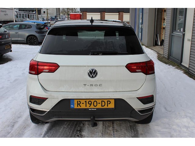 Volkswagen t-roc met kenteken r-190-dp. datum eerste toelating 07-07-2021. apk vervaldatum 22-04-2027. - afbeelding 7 van  12
