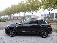 Volkswagen t-roc r 2.0 tsi 4motion 300pk automaat 2021 - afbeelding 4 van  29