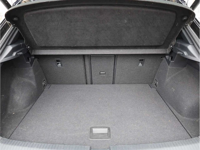 Volkswagen t-roc r 2.0 tsi 4motion 300pk automaat 2021 - afbeelding 29 van  42