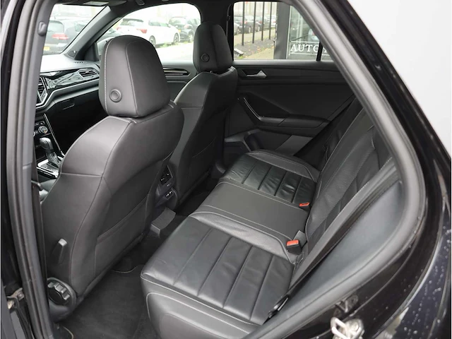 Volkswagen t-roc r 2.0 tsi 4motion 300pk automaat 2021 - afbeelding 30 van  42