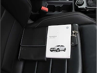 Volkswagen t-roc r 2.0 tsi 4motion 300pk automaat 2021 - afbeelding 31 van  42