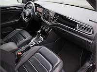 Volkswagen t-roc r 2.0 tsi 4motion 300pk automaat 2021 - afbeelding 8 van  42