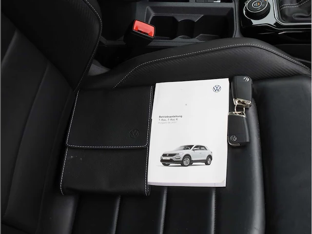 Volkswagen t-roc r 2.0 tsi 4motion 300pk automaat 2021 - afbeelding 26 van  42