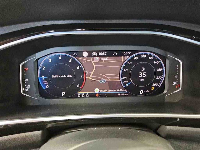 Volkswagen t-roc r-line 2.0 tsi 4motion 190pk automaat 2023 - afbeelding 16 van  17