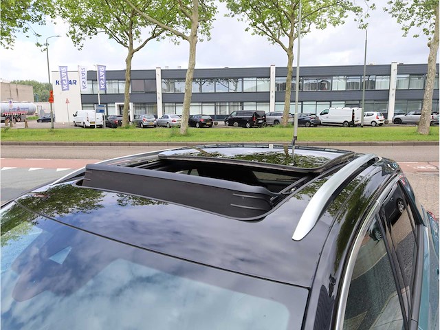 Volkswagen t-roc r-line 2.0 tsi 4motion 190pk automaat 2023 - afbeelding 2 van  40