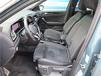 Volkswagen t-roc r-line 2.0 tsi 4motion 190pk automaat 2023 - afbeelding 4 van  40