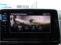 Volkswagen t-roc r-line 2.0 tsi 4motion 190pk automaat 2023 - afbeelding 15 van  40
